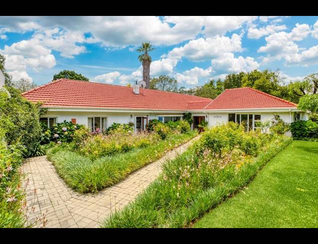 4 BEDROOM HOUSE FOR SALE IN BRYANSTON